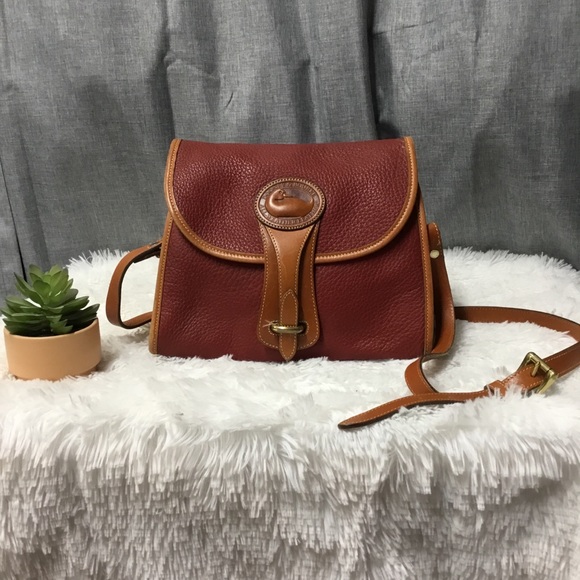 Dooney and Bourke Crossbody Bag - Picture 1 of 14